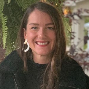 Meet your Posher, Holly